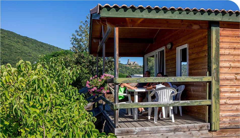 Camping Onlycamp Pierre & Sources Volvic Exterior photo
