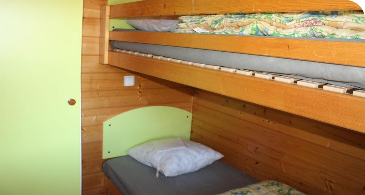 Camping Onlycamp Pierre & Sources Volvic Exterior photo